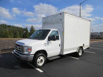 2019 ford e350 cube/cutaway van liftgate