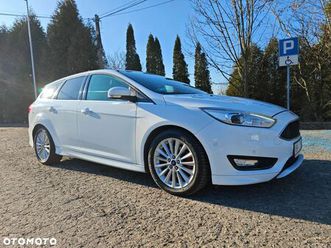 ford focus 1.5 ecoboost titanium ass