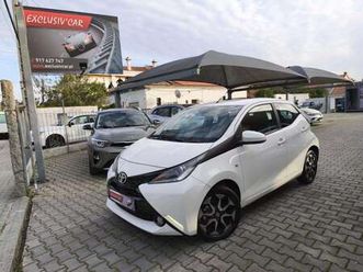 toyota aygo x-play touch