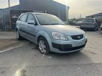 kia rio 1.6 crdi 110ch 30200km premier main