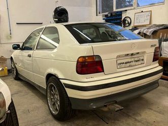 bmw e36 compact drift