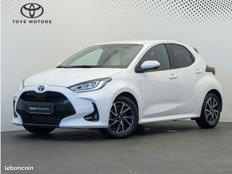 toyota yaris hybride 116h design