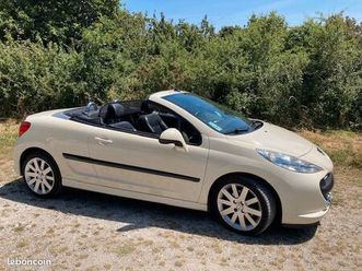 207 cabriolet parfait état , contrôle technique en date de juin 2025 vierge , sièges cuir