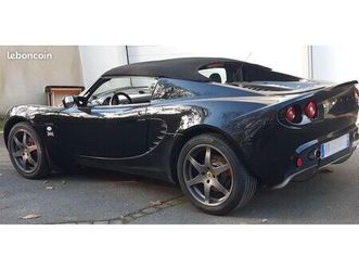 elise conduite à gauche