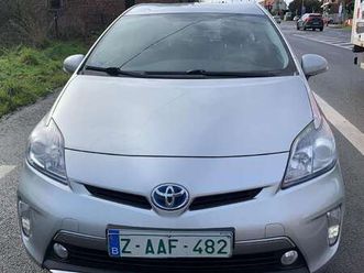 prius phev 1.8i vvt-i active lounge