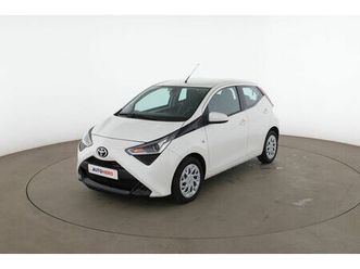 toyota aygo 1.0 vvt-i x-play x-shift