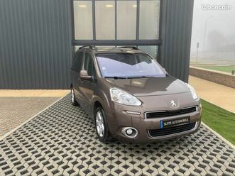 peugeot partner tepee 1.6 hdi - 115 cv tepee outdoor sièges chauffant / attelage / distribution changée