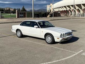 jaguar - serie xj xj8 4.0 executive
