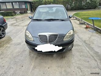 lancia ypsilon 2005
