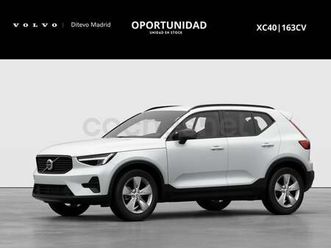 volvo xc40 2.0 b3 g plus dark auto