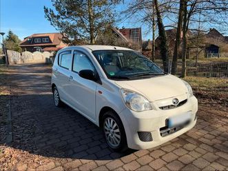 daihatsu cuore 1.0 top top