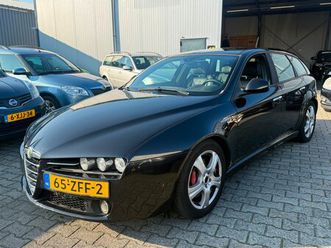 alfa romeo 159 sportwagon - 2.2 jts selespeed ti 2010 zwart xenon