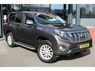 toyota land cruiser 2.8 d-4d 5drs executive a/t van