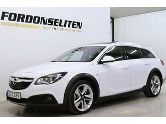 country tourer 2.0 4x4 värmare pano b-kamera carplay