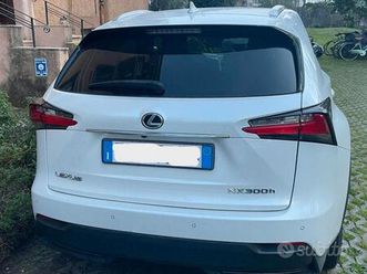 lexus nx 300h awd f sport line + barre + baule