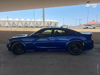 dodge charger scat pack 392 6.4 hemi v8