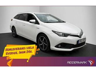 toyota auris touring hybrid intense kamera farthållare