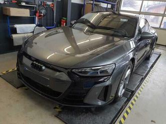 audi e-tron gt qu. matrix allradl. hud pano luft