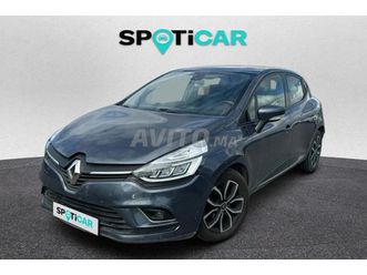 stellantis - renault clio - 2019