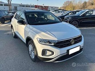 volkswagen t-roc 1.0 tsi life