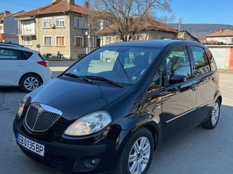 lancia musa 1.4i lpg 16v 1,599 eur