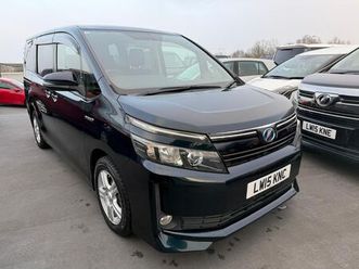 2015 toyota voxy 1.8 hybrid