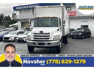 2020 hino 338 26’ box + liftgate + hydraulic brake