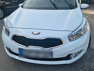 kia ceed 2.2 diesel tüv 12/2027