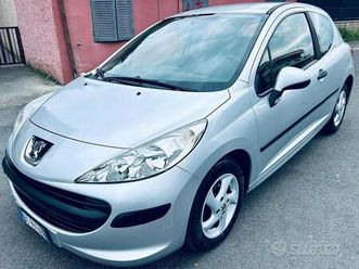 peugeot 207 1.4 3p. xs !! km90.000!!