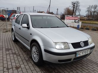 volkswagen bora 2003