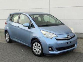 ② toyota verso s 1.3i* benzine automaat 120dkm — toyota — 2ememain