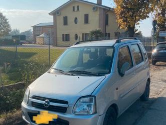 opel agila 2004