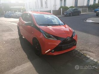 toyota aygo 1.0 12v vvt-i 5 porte lounge connect m