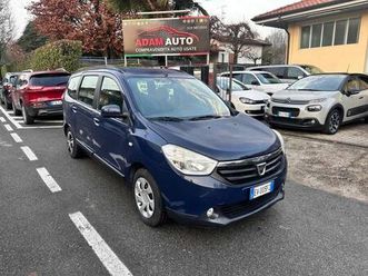 1.5 dci 8v 90cv 5 posti lauréate