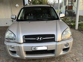 hyundai tucson 2,7 v6