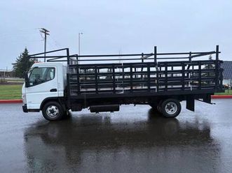 2017’ mitsubishi fuso fe130 diesel 20ft flatbed with racks 1owner,