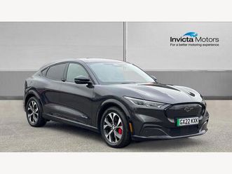 standard range 70kwh awd 5dr