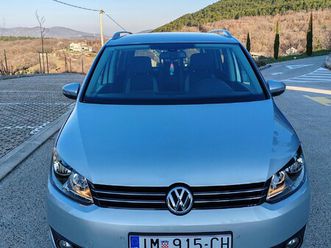 vw touran1.4 tfsi,dsg- 2013.g. reg. 1 godinu