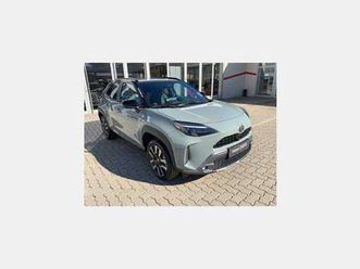 toyota yaris cross hybrid awd-i style panoramaglasdach...