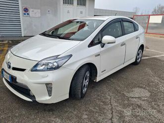 toyota prius 1.8 plug-in hybrid