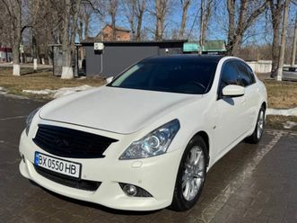 infiniti g25 2011