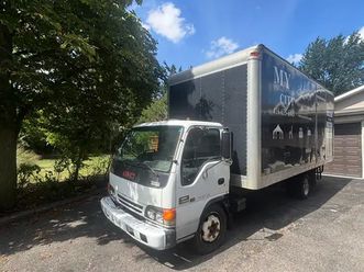 2002 gmc w5500 20ft cube truck – great for moving/contractors