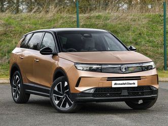 2025 vauxhall grandland 1.2 ultimate (136ps)