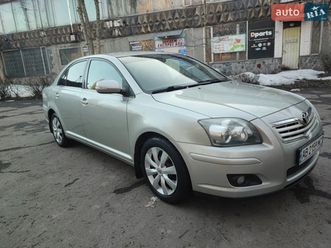 toyota avensis 2007