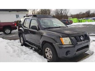 07 nissan xterra suv with backup camera and tow package