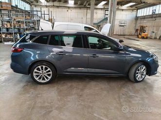 renault megane sw 4 serie autocarro n1