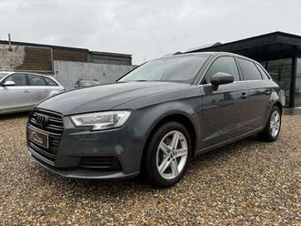 a3 1.6 tdi s tronic ** 12 mois de garantie **