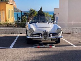 voiture de collection alfa romeo