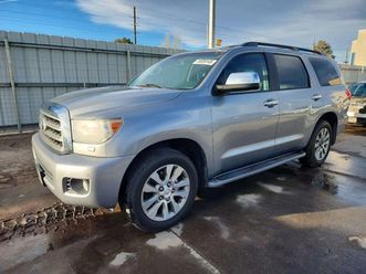 toyota sequoia * carfax *