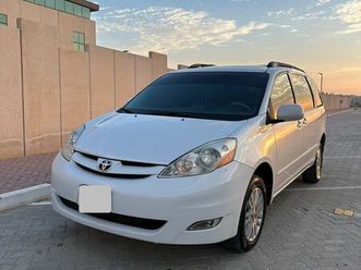 used toyota sienna 2008